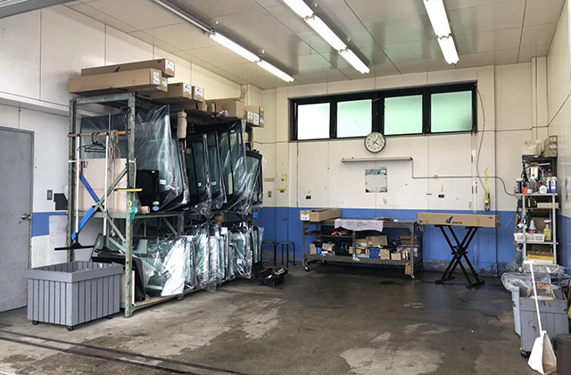 自動車ガラスのことなら何でもおまかせ